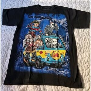 Horror Friends Commandeered Scooby Doo's Van. vintage style T-Shirt Graphic T XL